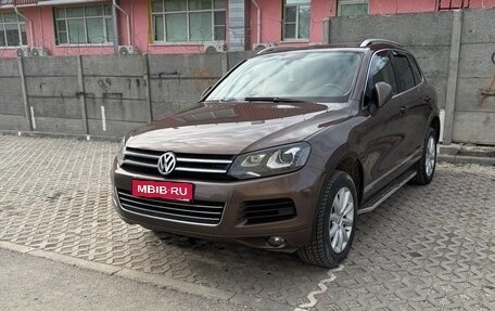 Volkswagen Touareg III, 2012 год, 2 390 000 рублей, 1 фотография