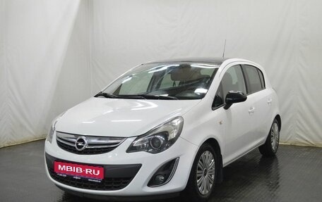 Opel Corsa D, 2014 год, 700 000 рублей, 1 фотография