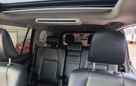 Toyota Land Cruiser Prado 150 рестайлинг 2, 2018 год, 5 300 000 рублей, 6 фотография