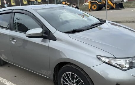 Toyota Auris II, 2014 год, 1 333 333 рублей, 2 фотография