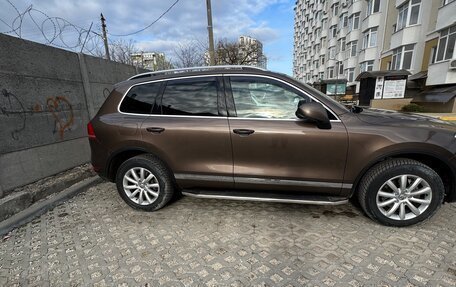 Volkswagen Touareg III, 2012 год, 2 390 000 рублей, 4 фотография