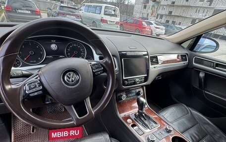 Volkswagen Touareg III, 2012 год, 2 390 000 рублей, 7 фотография