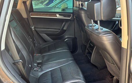 Volkswagen Touareg III, 2012 год, 2 050 000 рублей, 2 фотография