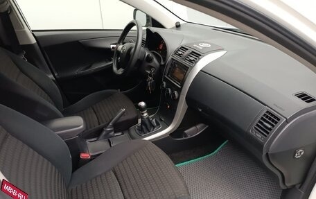 Toyota Corolla, 2013 год, 1 150 000 рублей, 14 фотография