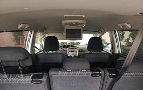 Toyota Verso I, 2010 год, 1 050 000 рублей, 10 фотография