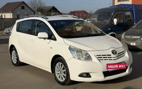 Toyota Verso I, 2010 год, 1 050 000 рублей, 3 фотография