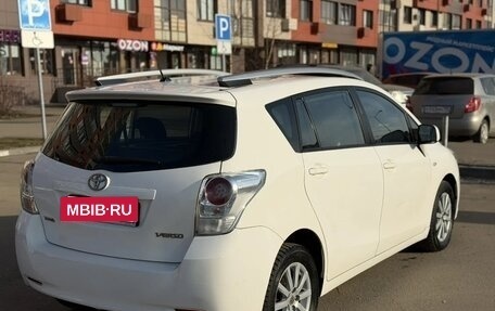 Toyota Verso I, 2010 год, 1 050 000 рублей, 4 фотография