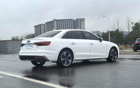 Audi A4, 2021 год, 2 600 000 рублей, 4 фотография