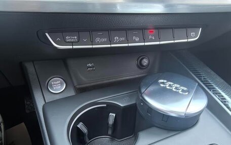 Audi A4, 2021 год, 2 600 000 рублей, 13 фотография