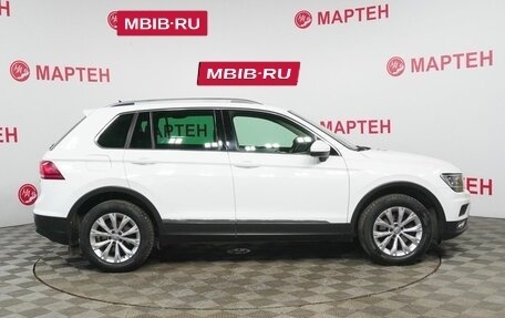 Volkswagen Tiguan II, 2017 год, 1 919 000 рублей, 4 фотография