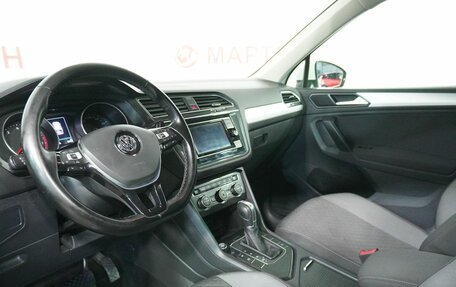 Volkswagen Tiguan II, 2017 год, 1 919 000 рублей, 9 фотография