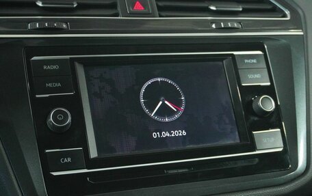 Volkswagen Tiguan II, 2017 год, 1 919 000 рублей, 12 фотография