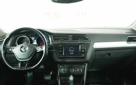 Volkswagen Tiguan II, 2017 год, 1 919 000 рублей, 15 фотография