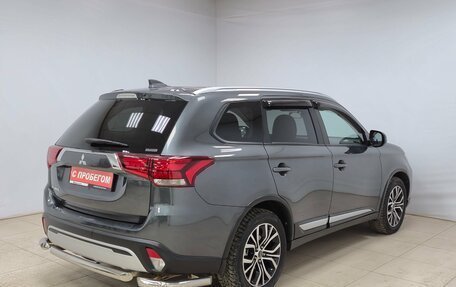 Mitsubishi Outlander III рестайлинг 3, 2021 год, 2 630 000 рублей, 4 фотография
