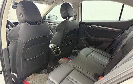 Skoda Octavia IV, 2023 год, 2 270 000 рублей, 9 фотография