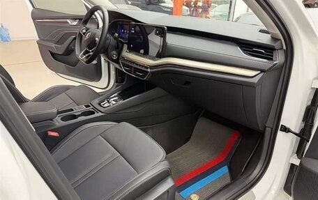 Skoda Octavia IV, 2023 год, 2 270 000 рублей, 8 фотография