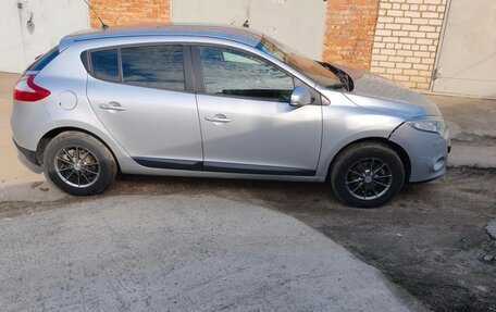 Renault Megane III, 2011 год, 550 000 рублей, 2 фотография