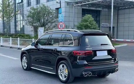 Mercedes-Benz GLB, 2022 год, 2 460 000 рублей, 7 фотография