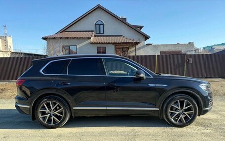 Volkswagen Touareg III, 2019 год, 5 150 000 рублей, 3 фотография