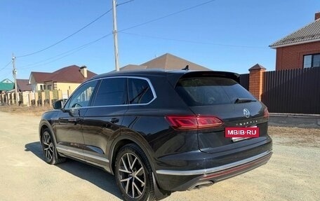 Volkswagen Touareg III, 2019 год, 5 150 000 рублей, 2 фотография