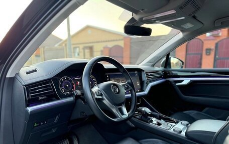 Volkswagen Touareg III, 2019 год, 5 150 000 рублей, 9 фотография