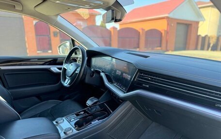 Volkswagen Touareg III, 2019 год, 5 150 000 рублей, 12 фотография