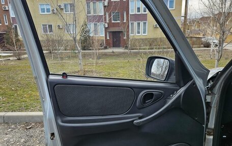 Chevrolet Niva I рестайлинг, 2014 год, 590 000 рублей, 21 фотография