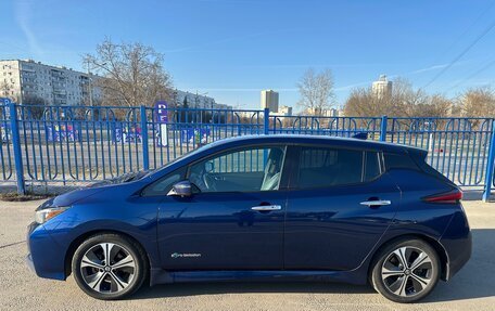 Nissan Leaf II, 2018 год, 2 150 000 рублей, 2 фотография