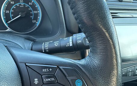 Nissan Leaf II, 2018 год, 2 150 000 рублей, 13 фотография