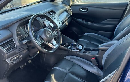 Nissan Leaf II, 2018 год, 2 150 000 рублей, 8 фотография