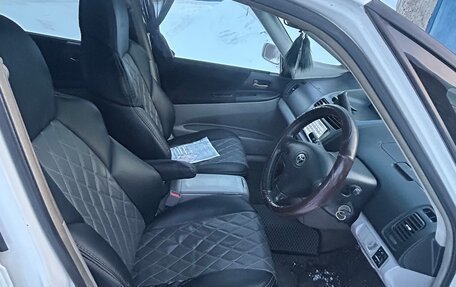 Toyota Opa I рестайлинг, 2002 год, 550 000 рублей, 13 фотография