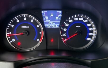 Hyundai Solaris II рестайлинг, 2013 год, 690 000 рублей, 6 фотография