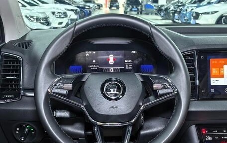 Skoda Karoq I, 2022 год, 1 700 000 рублей, 16 фотография