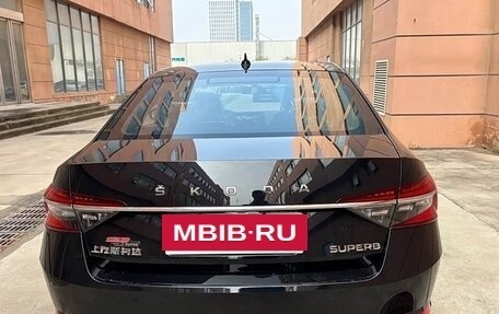 Skoda Superb III рестайлинг, 2025 год, 2 490 000 рублей, 3 фотография