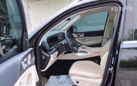 Mercedes-Benz GLB, 2022 год, 2 400 000 рублей, 11 фотография