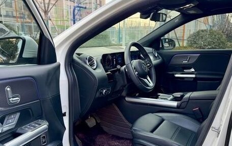 Mercedes-Benz GLA, 2022 год, 2 500 000 рублей, 11 фотография