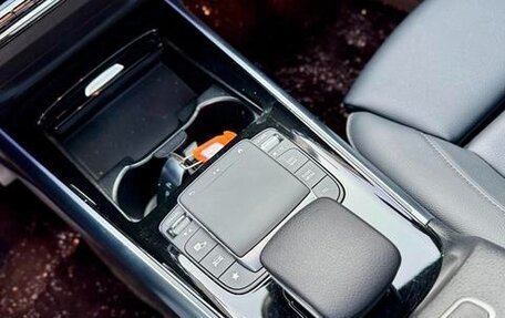 Mercedes-Benz GLA, 2022 год, 2 500 000 рублей, 14 фотография