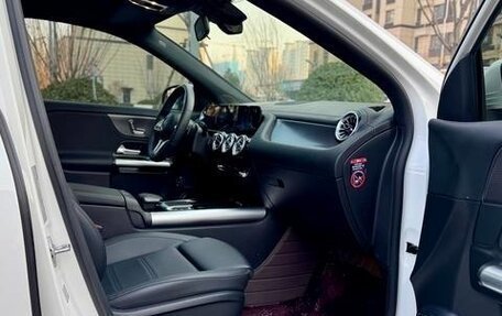 Mercedes-Benz GLA, 2022 год, 2 500 000 рублей, 17 фотография