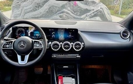 Mercedes-Benz GLA, 2022 год, 2 500 000 рублей, 16 фотография