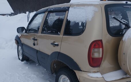 Chevrolet Niva I рестайлинг, 2004 год, 260 000 рублей, 4 фотография
