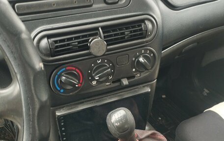 Chevrolet Niva I рестайлинг, 2004 год, 260 000 рублей, 15 фотография