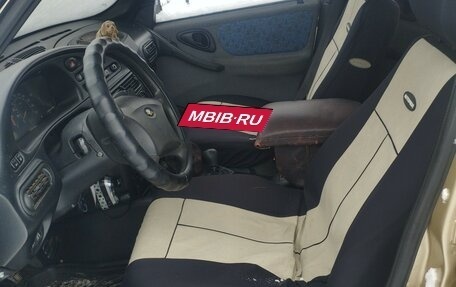 Chevrolet Niva I рестайлинг, 2004 год, 260 000 рублей, 14 фотография