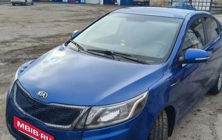 KIA Rio III рестайлинг, 2013 год, 900 000 рублей, 3 фотография