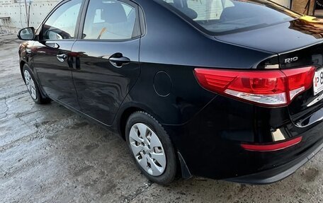 KIA Rio III рестайлинг, 2015 год, 975 000 рублей, 3 фотография