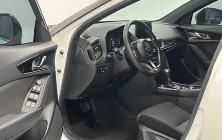 Mazda CX-4, 2022 год, 2 380 000 рублей, 7 фотография