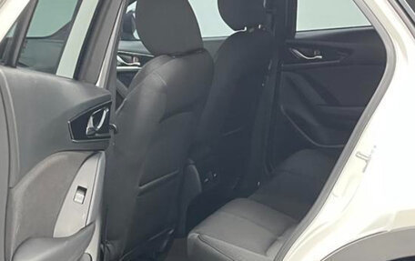 Mazda CX-4, 2022 год, 2 380 000 рублей, 8 фотография