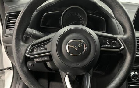 Mazda CX-4, 2022 год, 2 380 000 рублей, 15 фотография