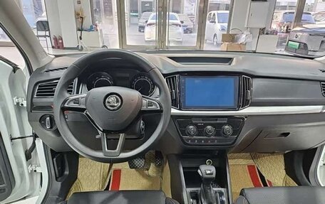 Skoda Kamiq I, 2023 год, 1 682 000 рублей, 7 фотография