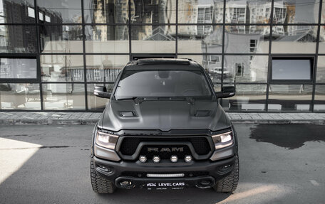Rambler 1500, 2018 год, 7 000 000 рублей, 13 фотография