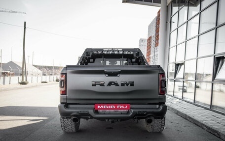 Rambler 1500, 2018 год, 7 000 000 рублей, 9 фотография
